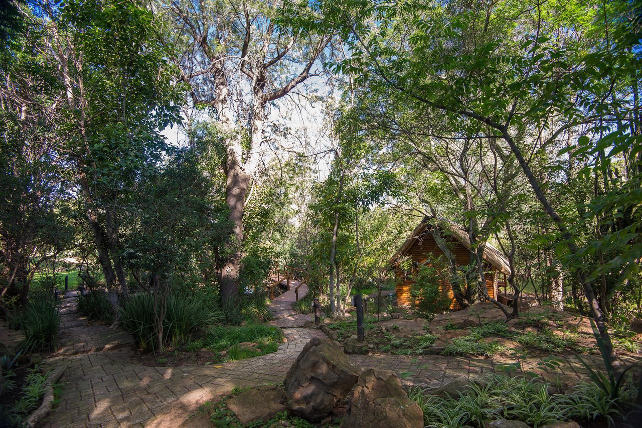 Amadwala Lodge Роодепоорт Екстериор снимка